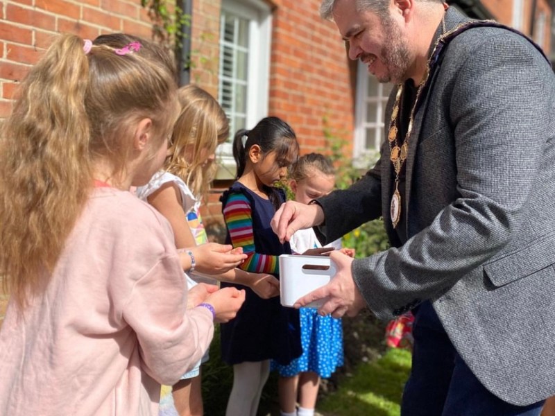 Different Responsibilities of Amersham Town Council and Bucks&nbsp;Council